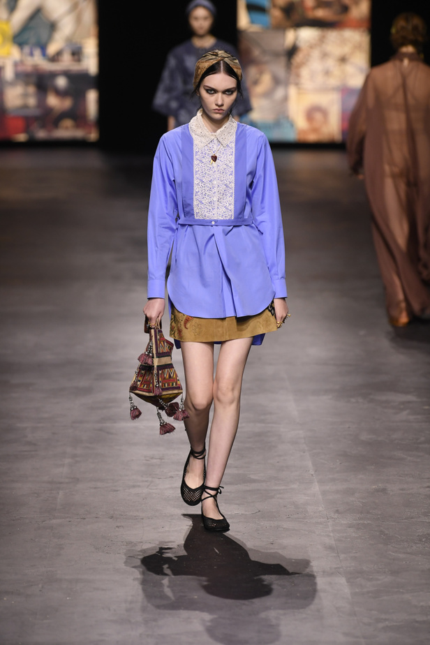 عرض أزياء ديور Dior لربيع وصيف 2021 من أسبوع الموضة في باريس