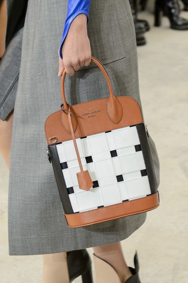 مجموعة “لوي فيتون” لموسم ربيع وصيف 2017