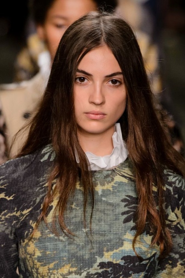 مجموعة “بربري” لموسم خريف وشتاء 2016-2017 من منصة العرض الى الاسواق فورا