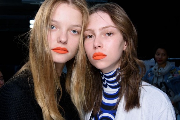 مجموعة Mary Katrantzou  لربيع وصيف 2017