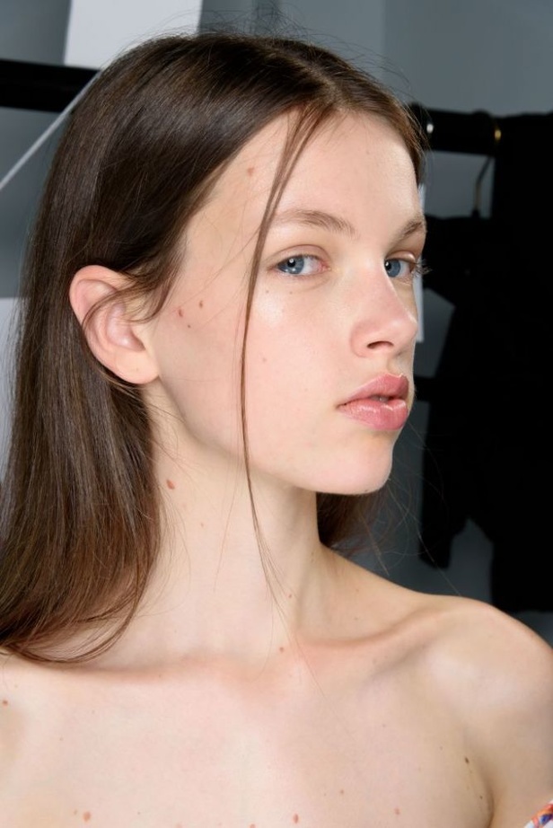 مجموعة "بيتر بيلوتو" لموسم ربيع وصيف 2107