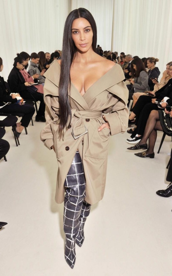 مجموعة دار "بالنسياغا" لموسم خريف وشتاء 2016-2017