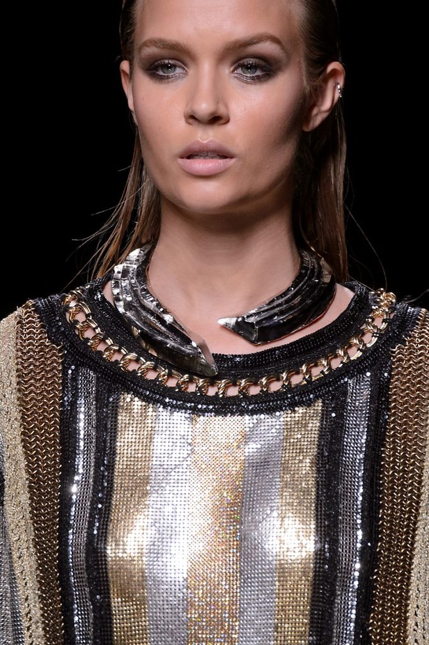 عرض أزياء Balmain لصيف وربيع ٢٠١٧ !