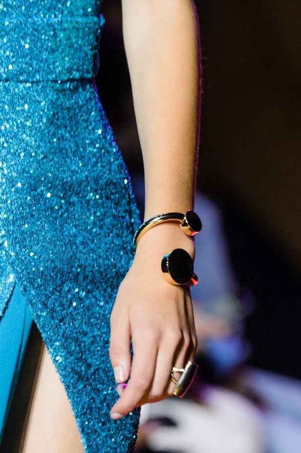 مجموعة ايلي صعب للهوت كوتور لخريف وشتاء 2016-2017