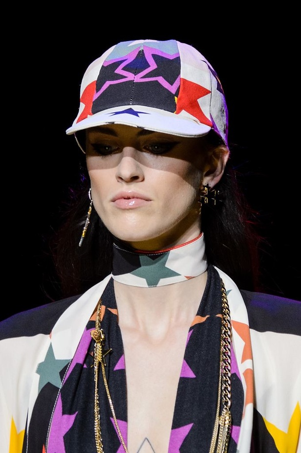 مجموعة ايلي صعب للهوت كوتور لخريف وشتاء 2016-2017