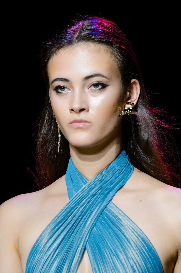 مجموعة ايلي صعب للهوت كوتور لخريف وشتاء 2016-2017