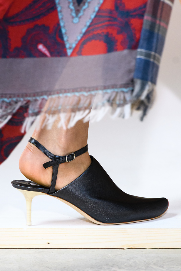 مجموعة Acne Studios  لربيع وصيف 2017