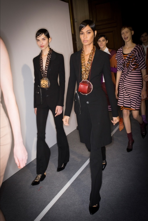 مجموعة جيفنشي لموسم ربيع وصيف 2017