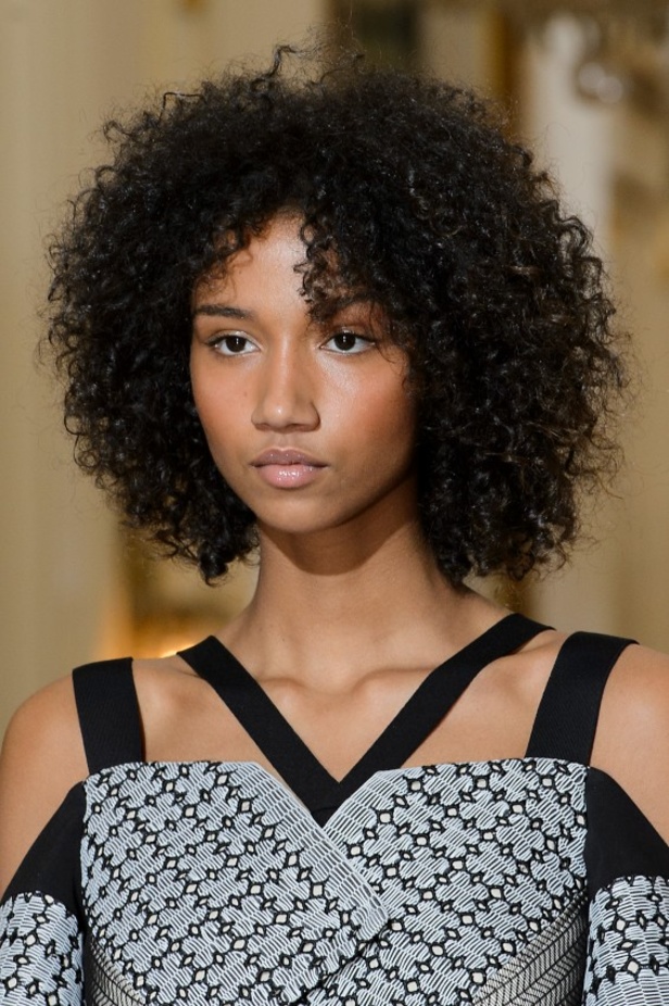 مجموعة رولان موريه لموسم ربيع وصيف 2017