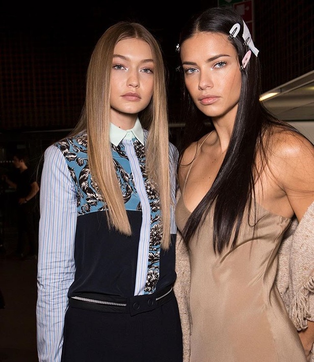 مجموعة "فيرساتشي" لموسم ربيع وصيف 2017