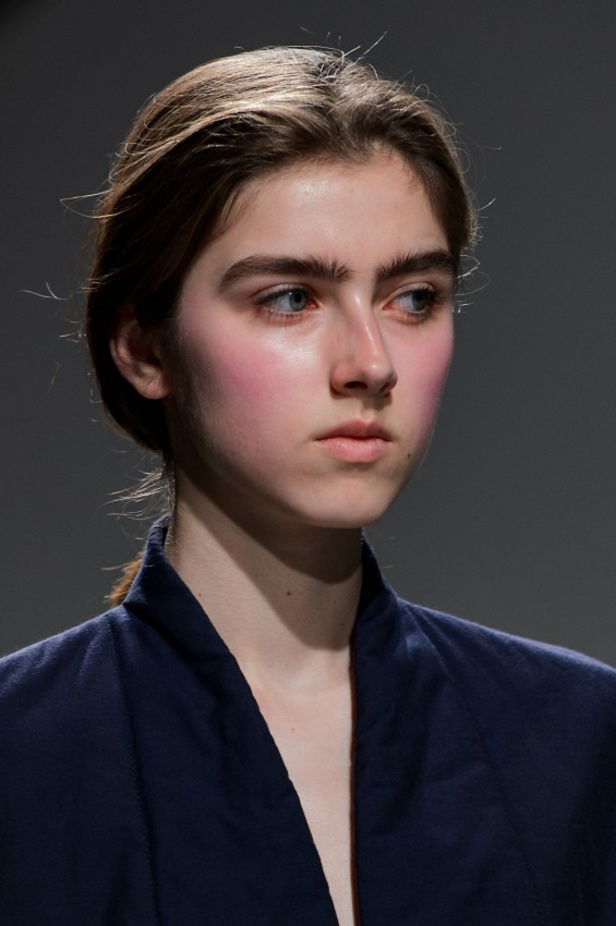 مجموعة Chalayan لربيع وصيف 2017