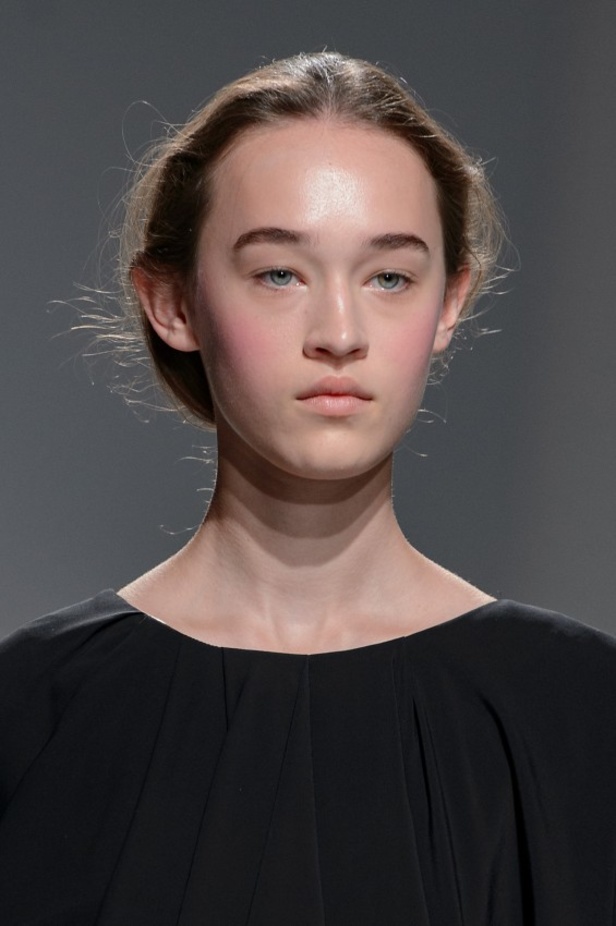 مجموعة Chalayan لربيع وصيف 2017