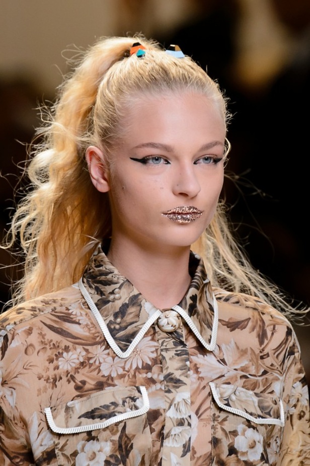 مجموعة فندي لموسم ربيع وصيف 2017