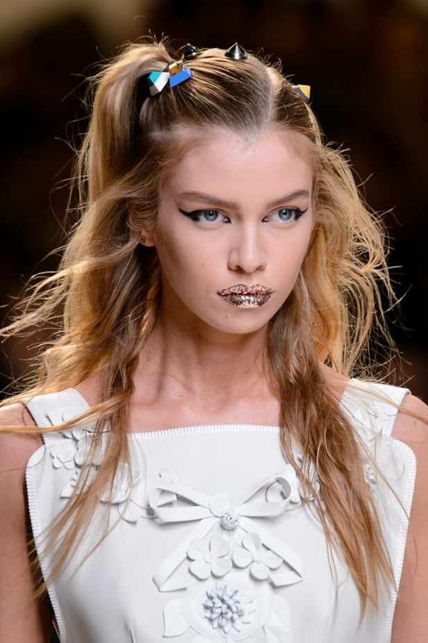 مجموعة فندي لموسم ربيع وصيف 2017