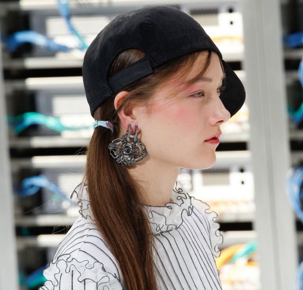 مجموعة "شانيل" لموسم ربيع وصيف 2017