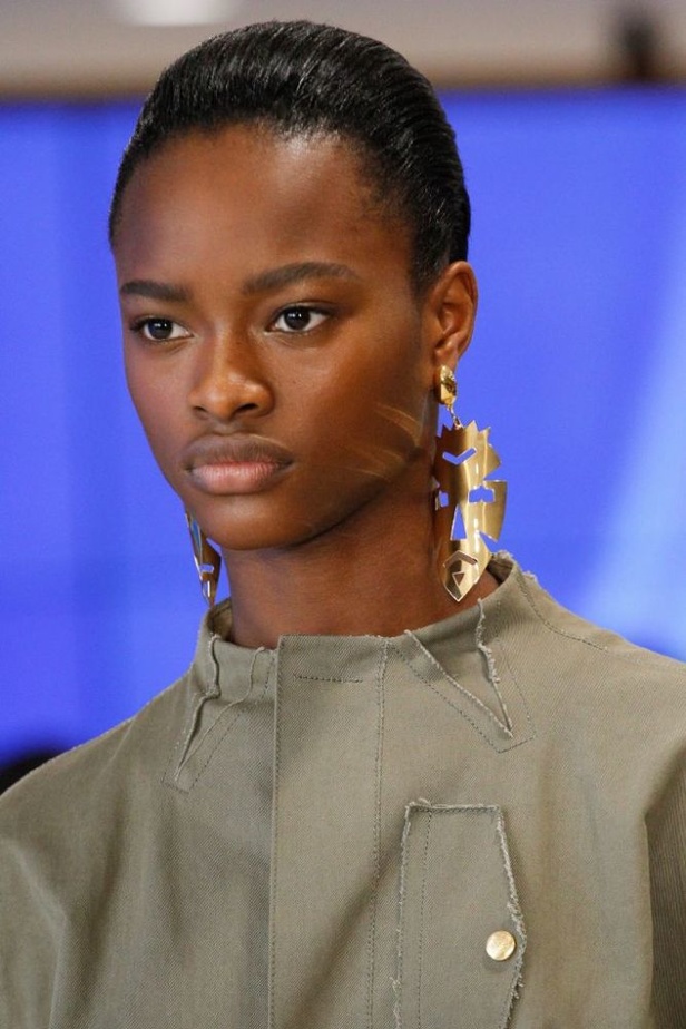 مجموعة Loewe لربيع وصيف ٢٠١٧ !