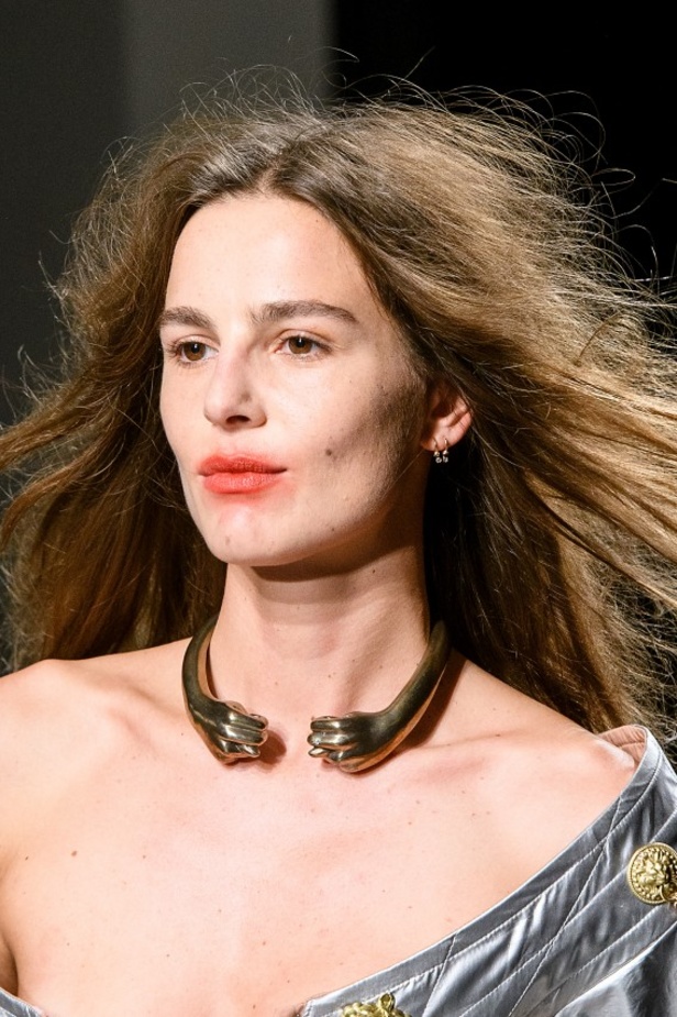 مجموعة “اندريا كرونثالر" لـ "فيفيان ويستوود” لموسم ربيع وصيف 2017