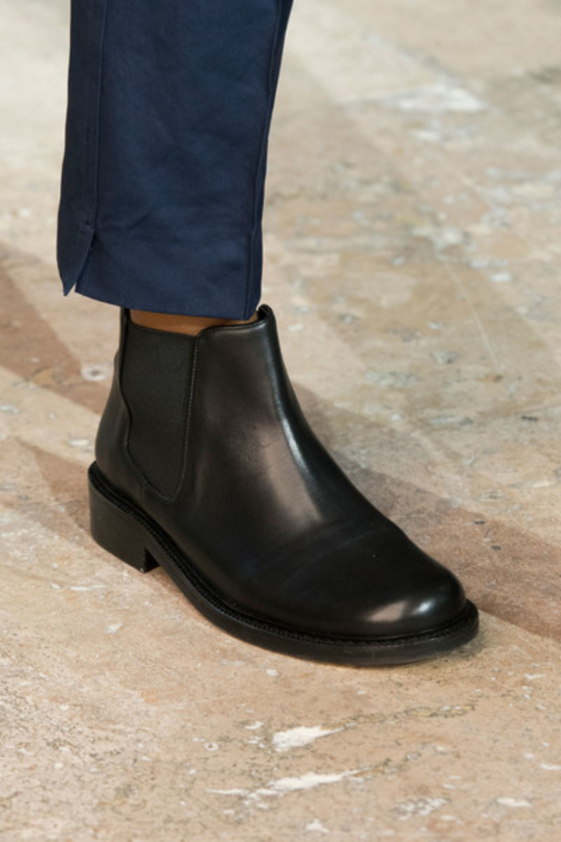 مجموعة AGNES B لموسم ربيع وصيف 2017