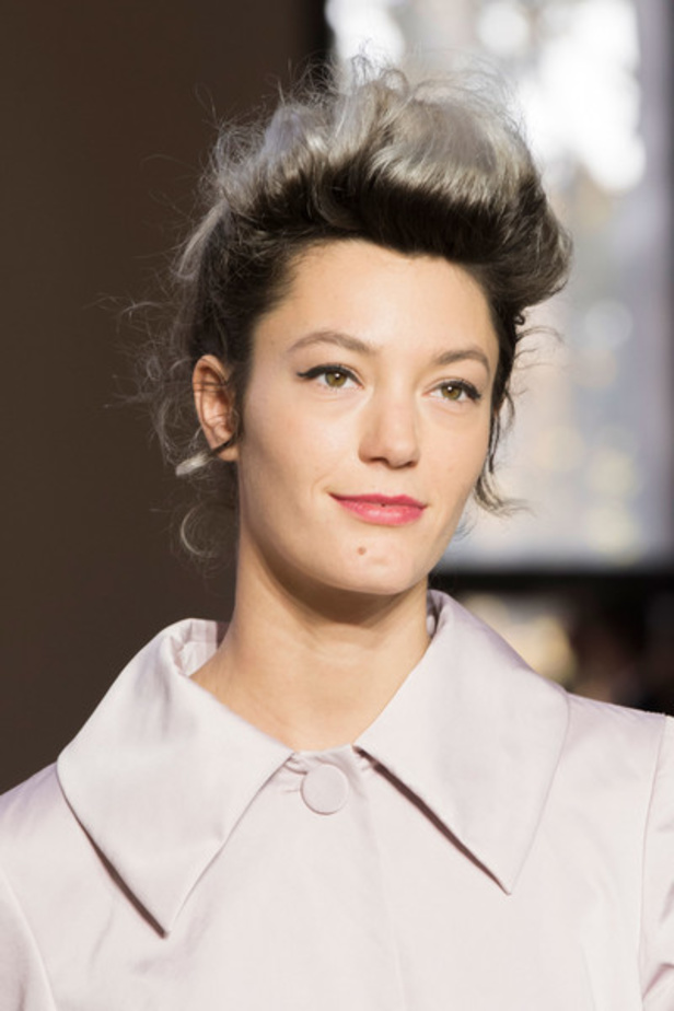 مجموعة AGNES B لموسم ربيع وصيف 2017