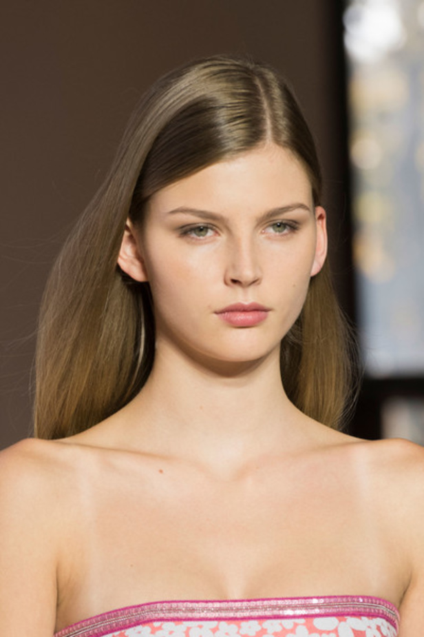 مجموعة AGNES B لموسم ربيع وصيف 2017