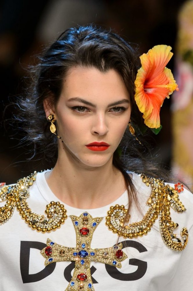 مجموعة Dolce & Gabbana  لربيع وصيف 2017