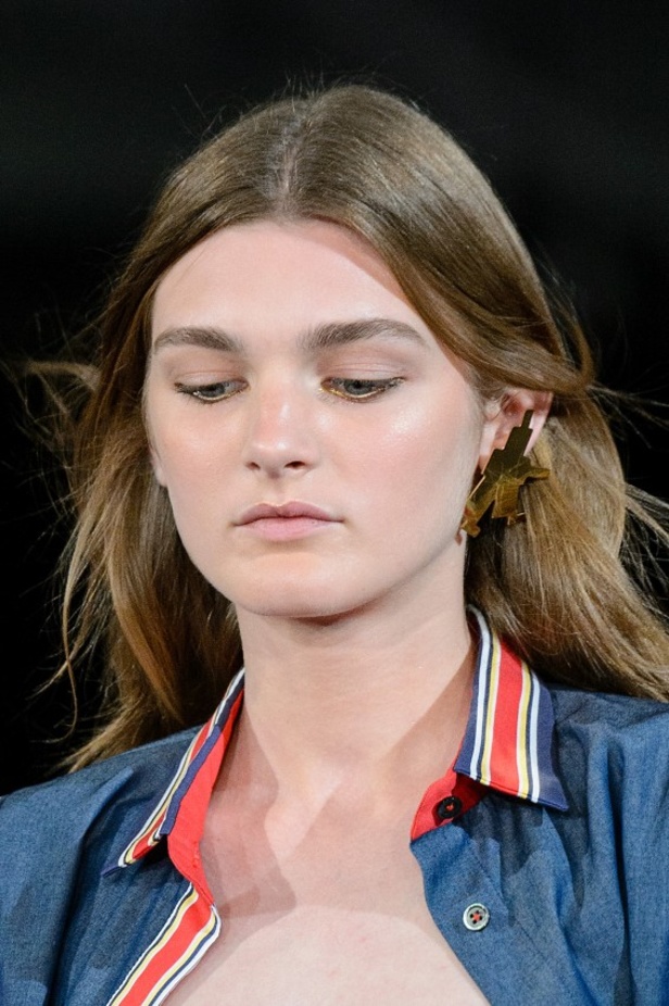 مجموعة Alexis Mabille للأزياء الفاخرة لخريف ٢٠١٦