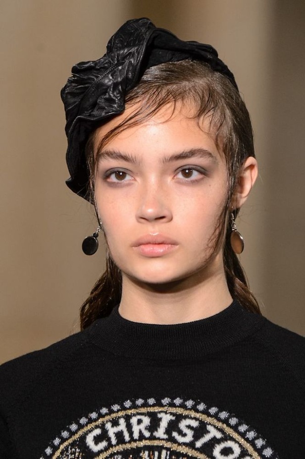 مجموعة Christopher Kane لربيع وصيف 2017