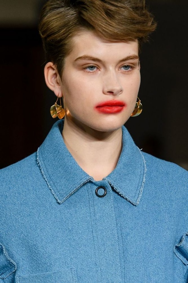 مجموعة Mother of Pearl  لربيع وصيف 2017