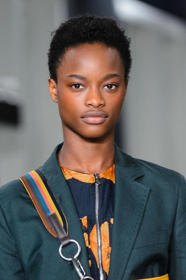 عرض أزياء "بول سميث" لموسم ربيع وصيف 2017