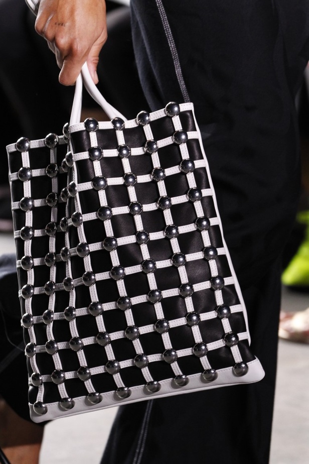 مجموعة الكسندر وانغ لموسم ربيع وصيف 2017