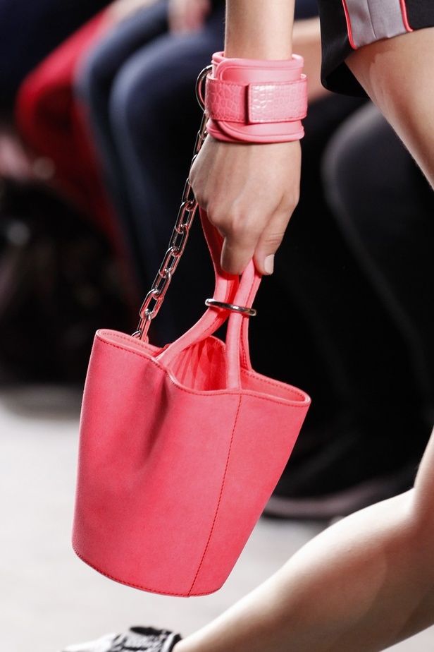 مجموعة الكسندر وانغ لموسم ربيع وصيف 2017