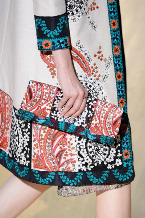 مجموعة اوسكار دي لا رنتا لموسم ربيع وصيف 2017