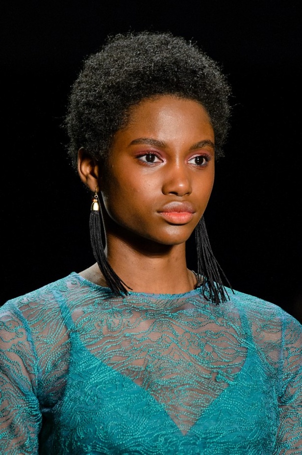 مجموعة Tadashi Shoji لربيع وصيف ٢٠١٧ !