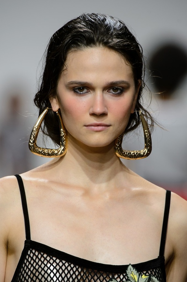 مجموعة "هاوس اوف هولاند" لربيع وصيف 2017