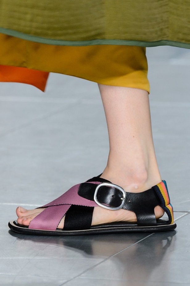 عرض أزياء "بول سميث" لموسم ربيع وصيف 2017