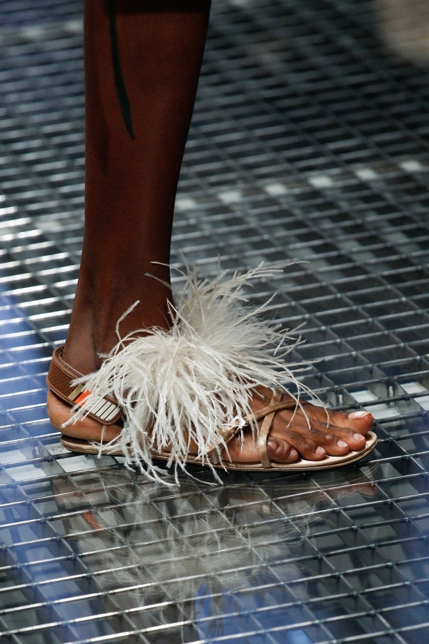 مجموعة Prada  لربيع وصيف 2017