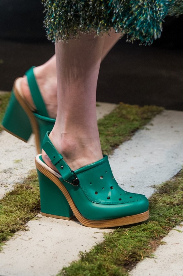 عرض أزياء "ماكس مارا" لموسم ربيع وصيف 2017