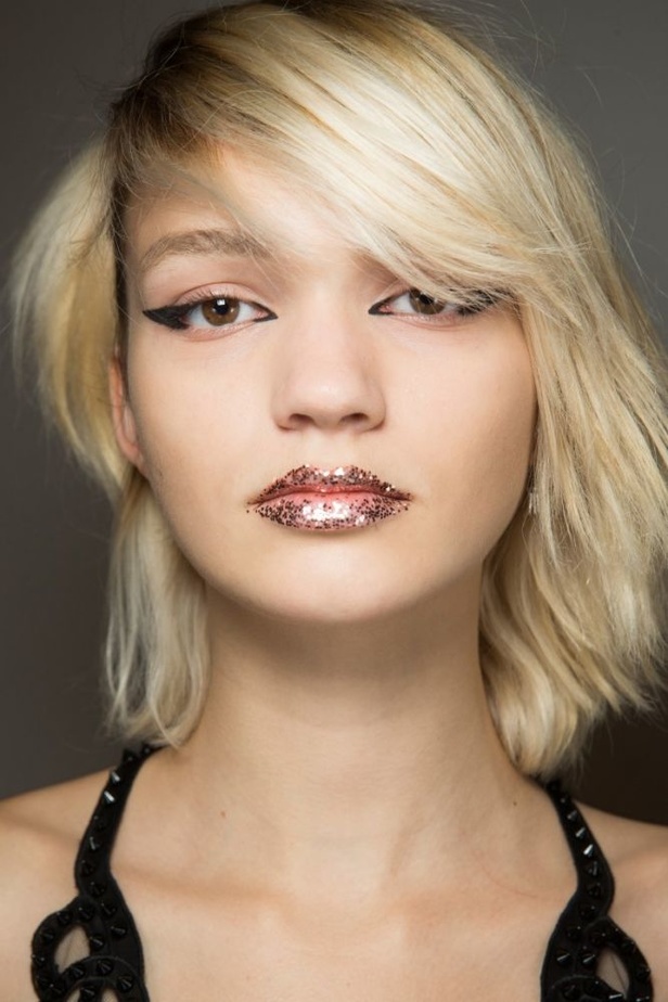 مجموعة فندي لموسم ربيع وصيف 2017