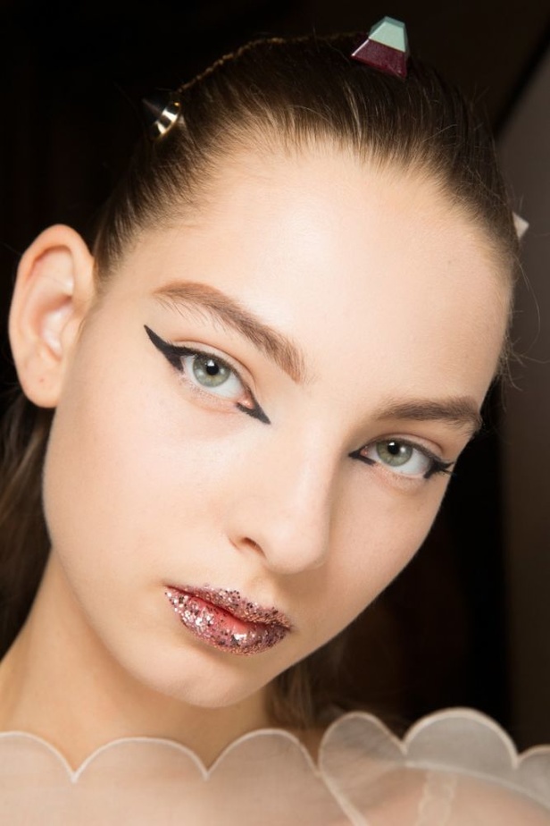 مجموعة فندي لموسم ربيع وصيف 2017