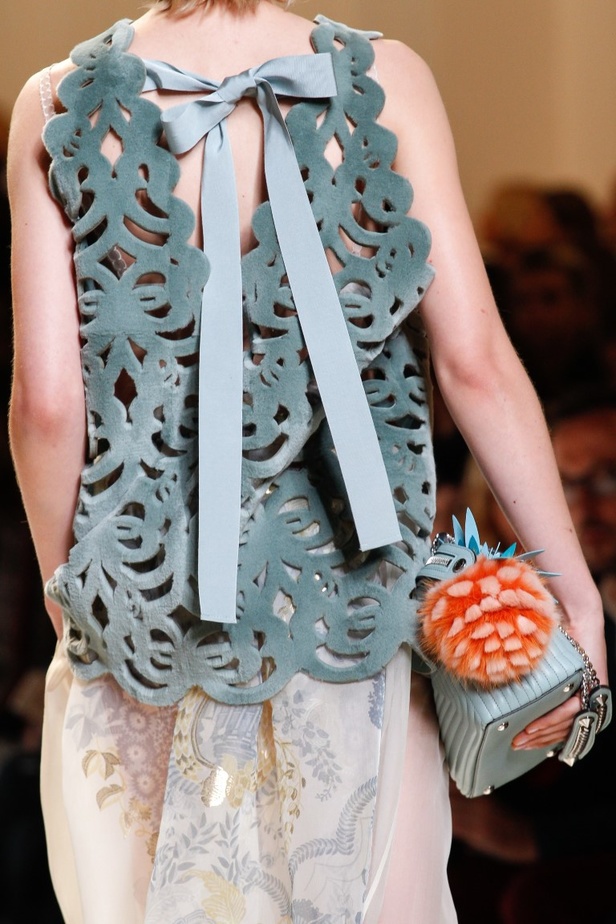 مجموعة فندي لموسم ربيع وصيف 2017