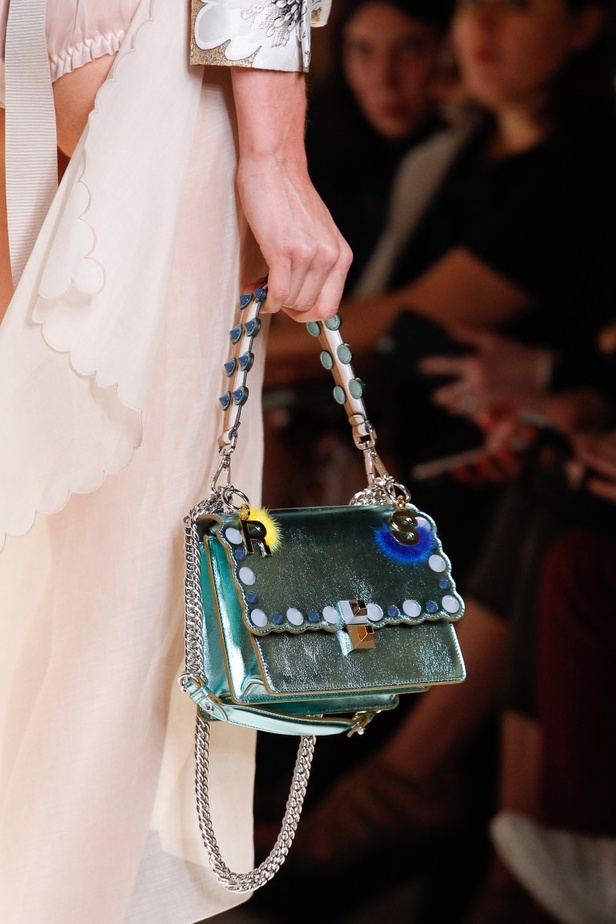 مجموعة فندي لموسم ربيع وصيف 2017