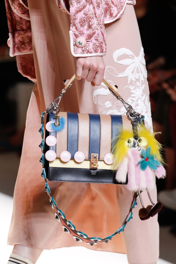 مجموعة فندي لموسم ربيع وصيف 2017