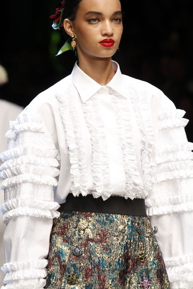 مجموعة Dolce & Gabbana  لربيع وصيف 2017