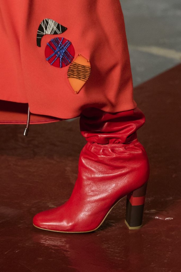 أحدث عروض أزياء دار Roksanda لخريف وشتاء 2018