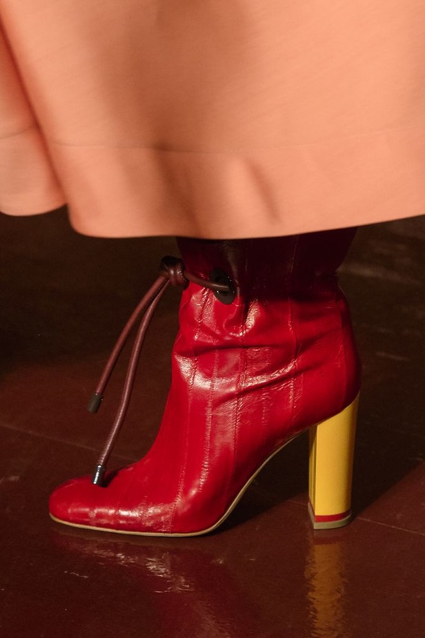 أحدث عروض أزياء دار Roksanda لخريف وشتاء 2018