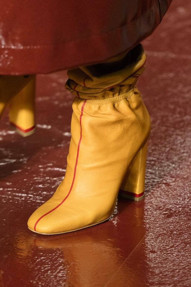 أحدث عروض أزياء دار Roksanda لخريف وشتاء 2018