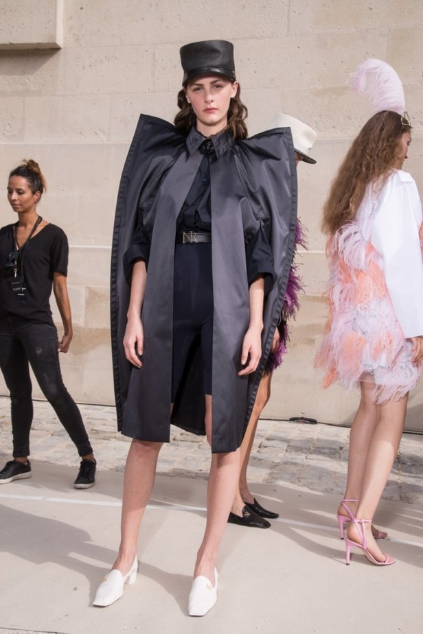 عرض أزياء Nina Ricci لموسم ربيع وصيف ٢٠١٨ !