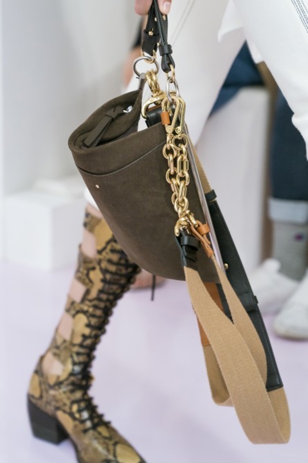 عرض كلوي لربيع وصيف 2018 في اسبوع الموضة بباريس