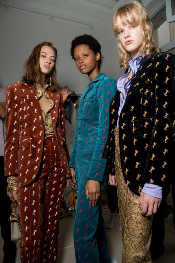 عرض كلوي لربيع وصيف 2018 في اسبوع الموضة بباريس