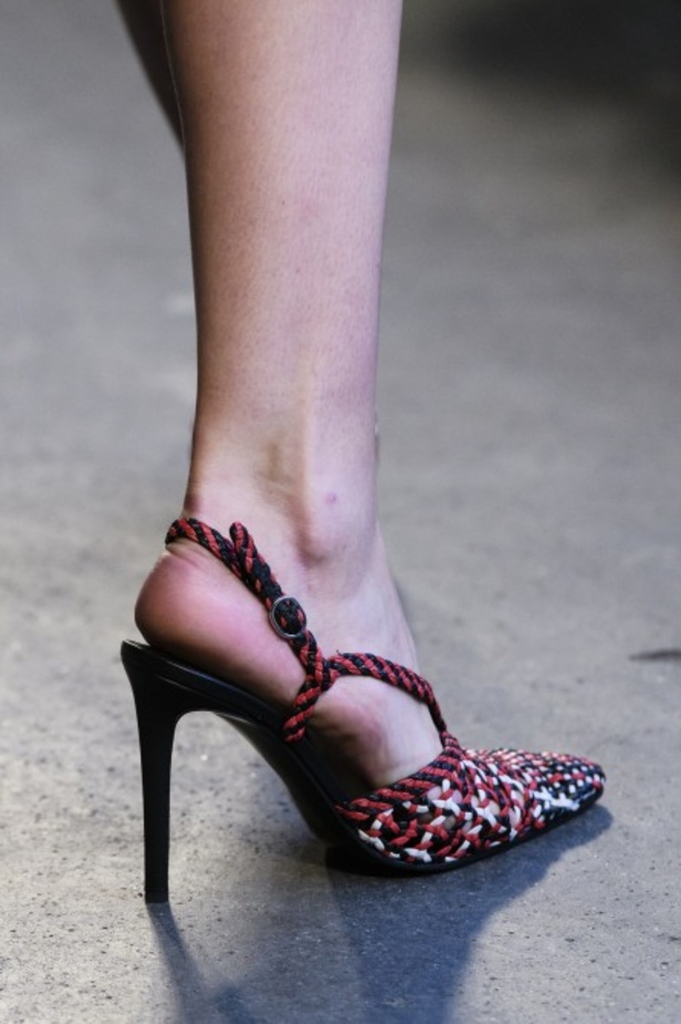 مجموعة "التوزارا" لموسم ربيع وصيف 2018